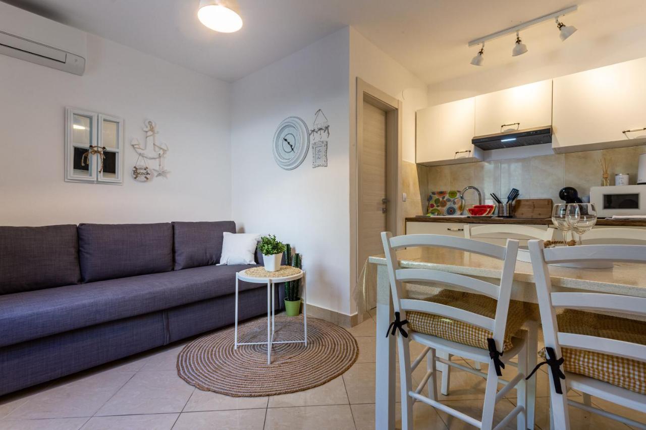 Apartment Magnolia Šilo Buitenkant foto